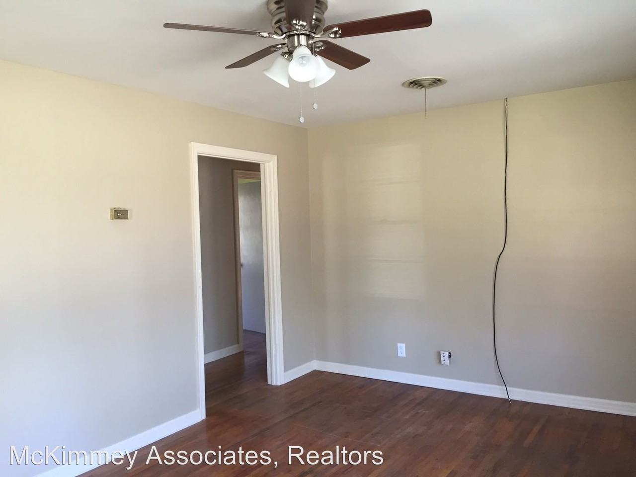 601 S Jackson St - Photo 2 of 9
