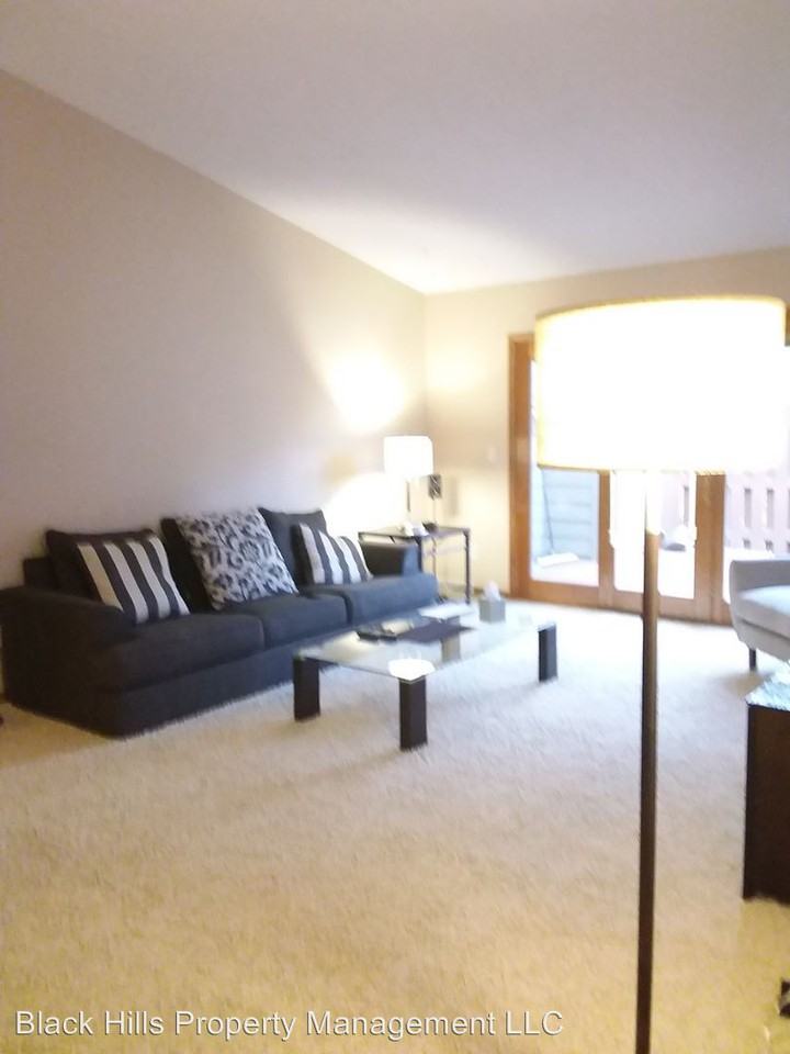 3302 Idlewild Ct - Photo 2 of 14