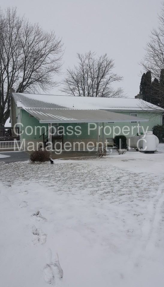 1508 Weaverland Rd - Photo 3 of 21