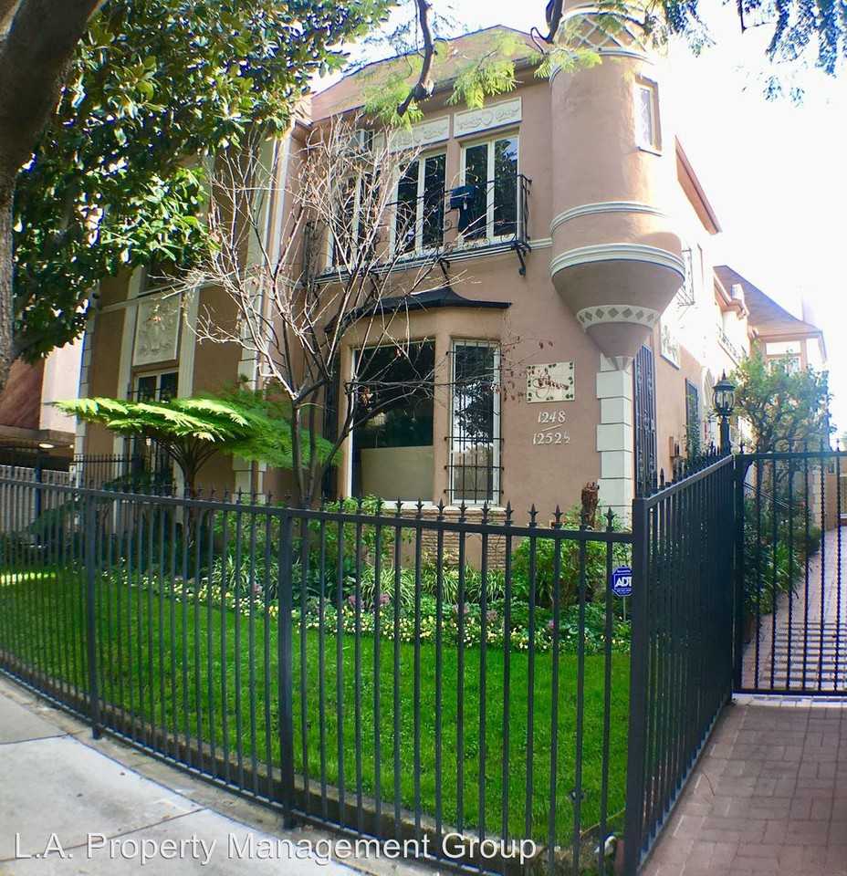 1268 1/2 N Flores St - Photo 3 of 21