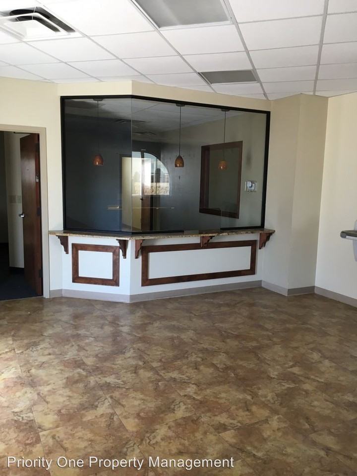 11150 La Quinta Pl - Photo 3 of 23