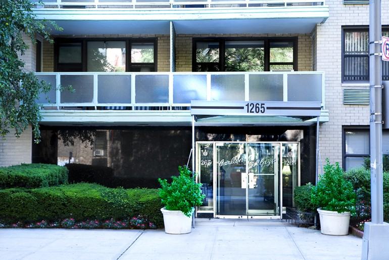 The Carlton - Photo 2 of 5