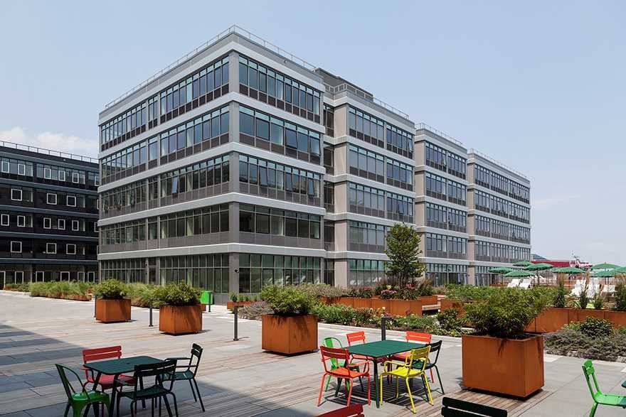 Staten Island Urby - Photo 3 of 23