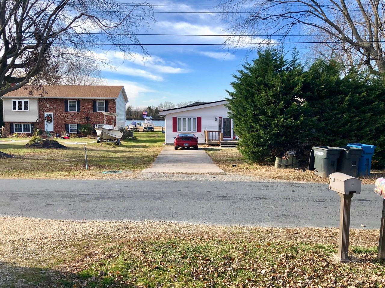 1824 Harbor Dr - Photo 2 of 30