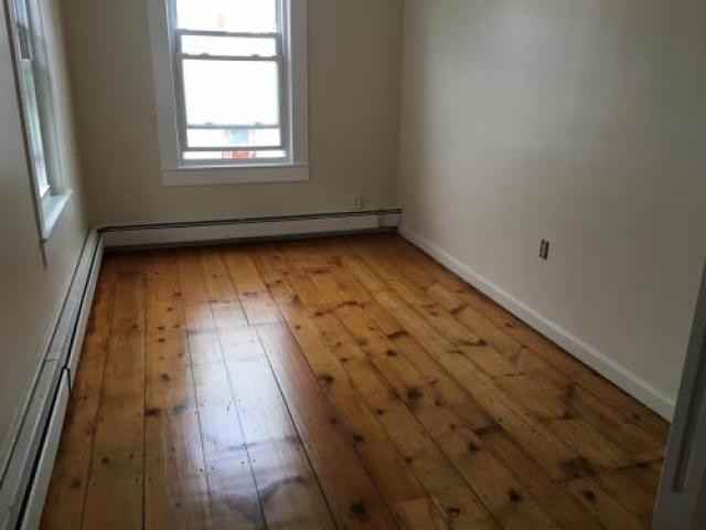 220 Pawtucket St - Photo 3 of 3