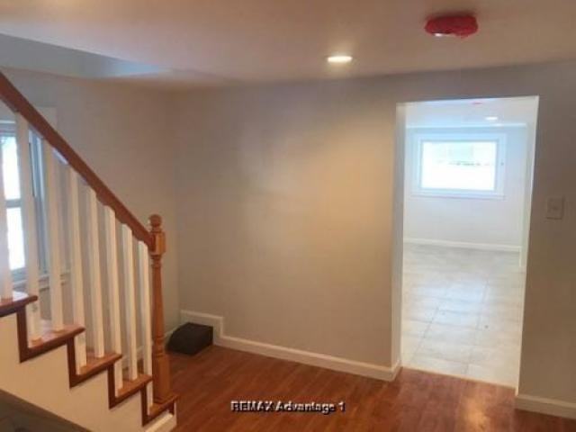 2 Dixon Ave - Photo 2 of 6