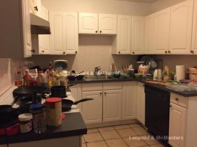 46 Egmont St - Photo 2 of 6