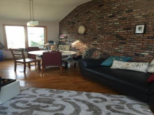 17-20 202nd St - Photo 2 of 6