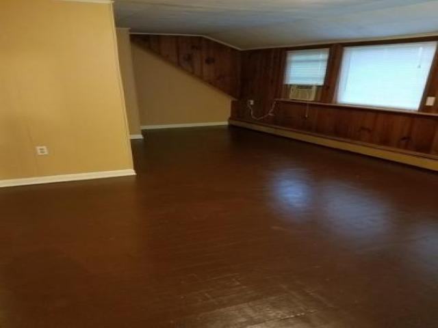 3202 E Brandywine Ave - Photo 2 of 6