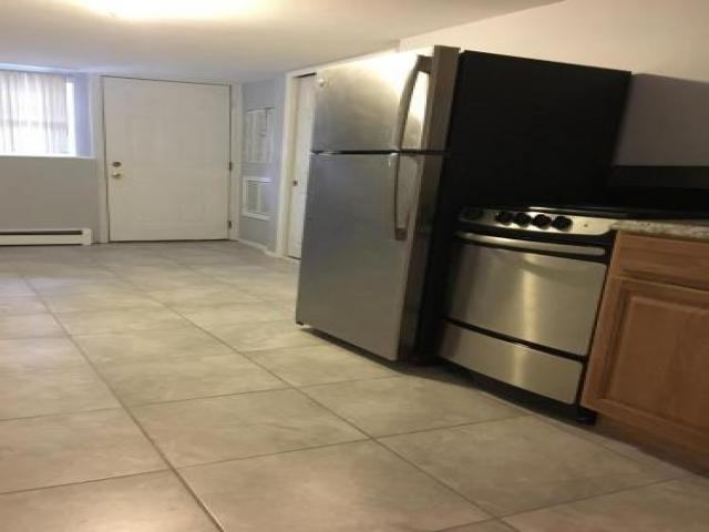 1113 Ellsworth Ave - Photo 2 of 3