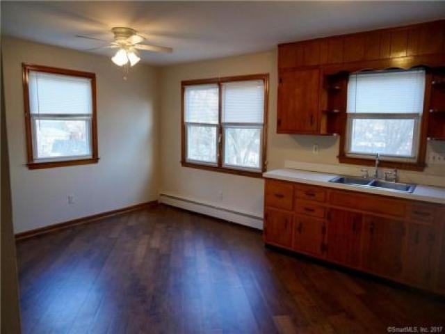 41 Huntington Rd - Photo 3 of 6