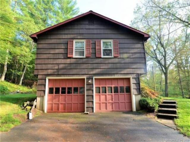 16 Ladd Rd - Photo 3 of 6