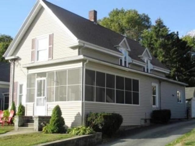 31 Mechanic St - Photo 2 of 6