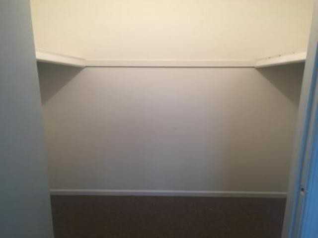 203 Highland Blvd - Photo 3 of 6