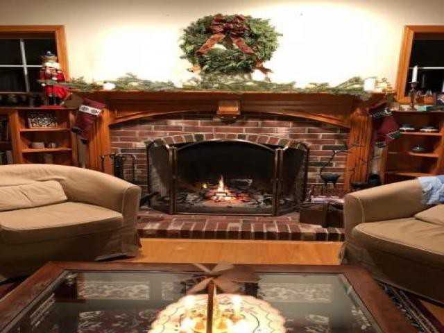 477 Main St - Photo 2 of 3