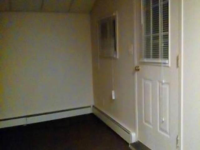 2500 Race Ave - Photo 2 of 4