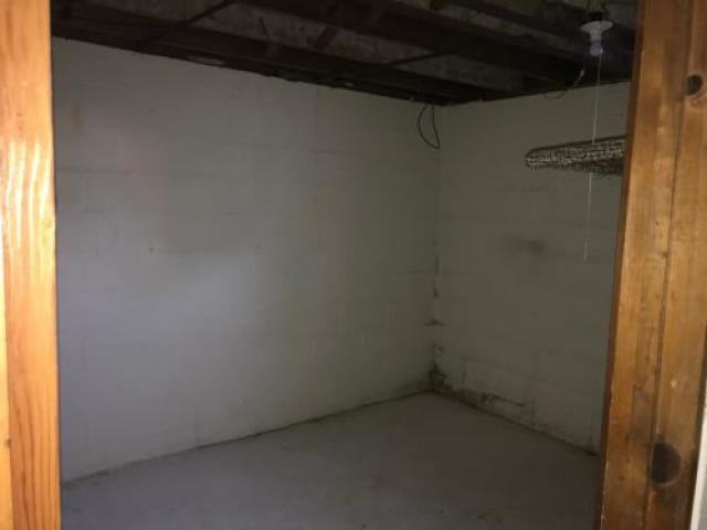 11844 Mapleville Rd - Photo 3 of 6