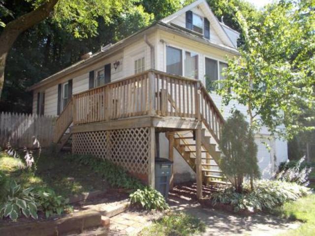 21 Jackson St - Photo 2 of 6