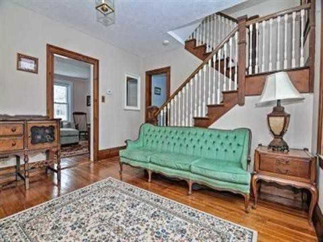 23 Elm Ave - Photo 3 of 6