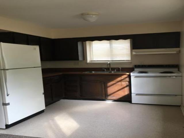 512 Waldo Ave - Photo 3 of 6