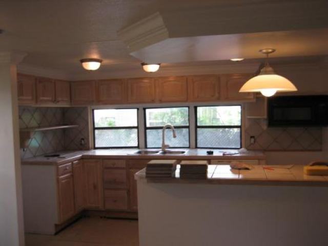 634 Brookview Dr N - Photo 3 of 6