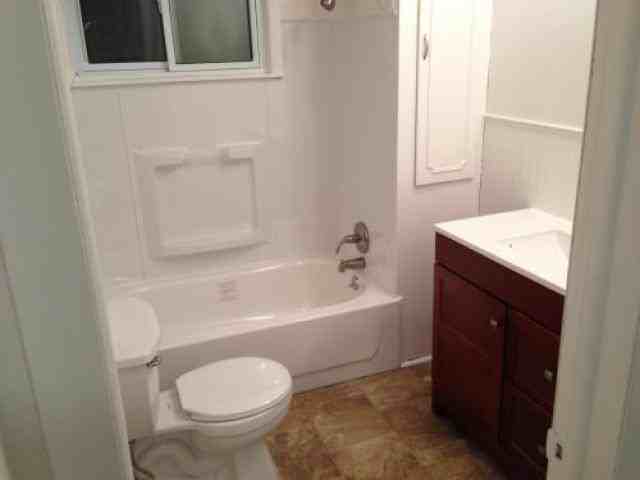 475 Peninsula Dr S - Photo 2 of 5