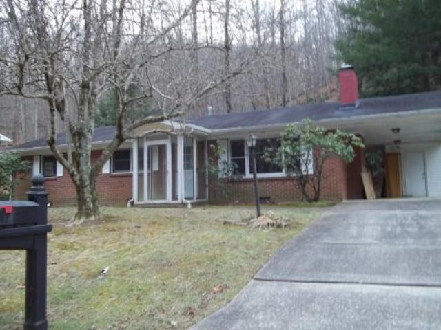 1345 Knapp Ave - Photo 3 of 3