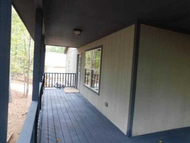 425 Falcon Cir - Photo 3 of 6