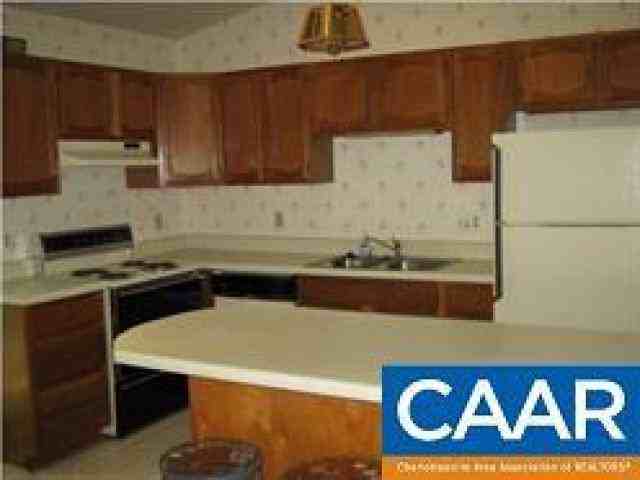 1 Elm Ct - Photo 3 of 6