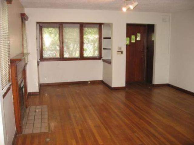 966 Grandon Ave - Photo 3 of 6