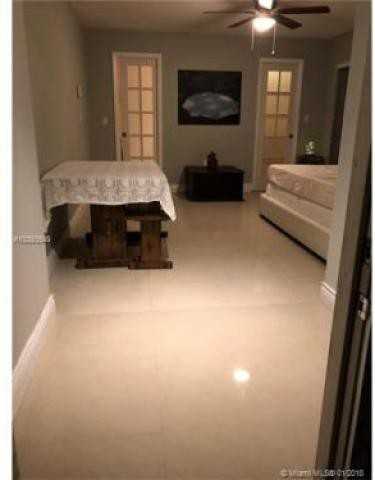 4217 SW 132nd Pl - Photo 2 of 6