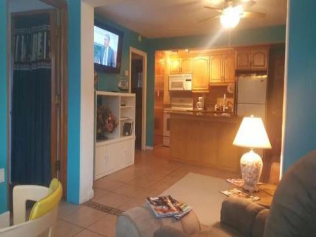 14141 Gulf Blvd - Photo 3 of 6
