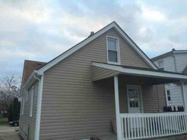 8041 Sterling St - Photo 2 of 6
