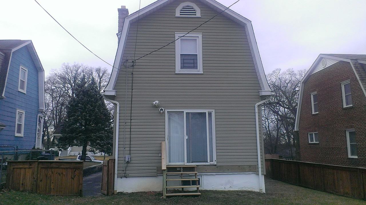 3110 Harview Avenue - Photo 3 of 10