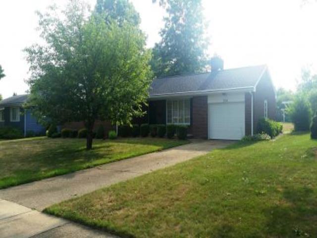 320 S James St - Photo 2 of 6