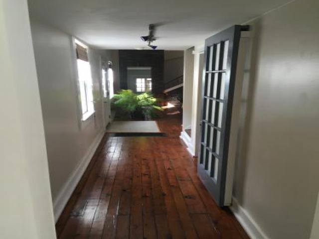 1205 Hull St - Photo 3 of 6