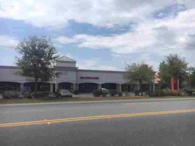 10 Preston Circle - Photo 2 of 6