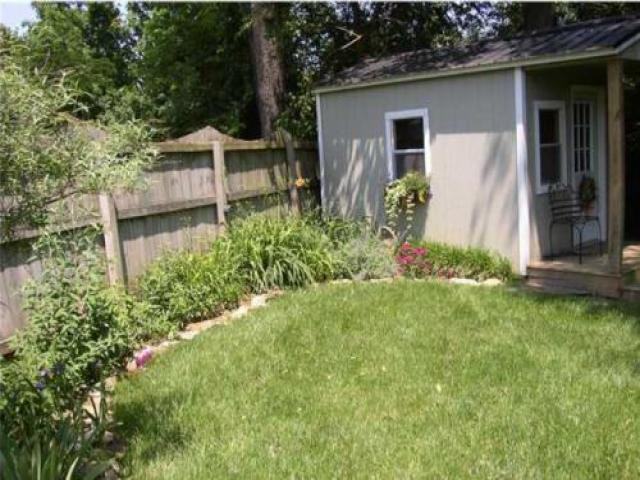 26 Chamberry Cir - Photo 3 of 6