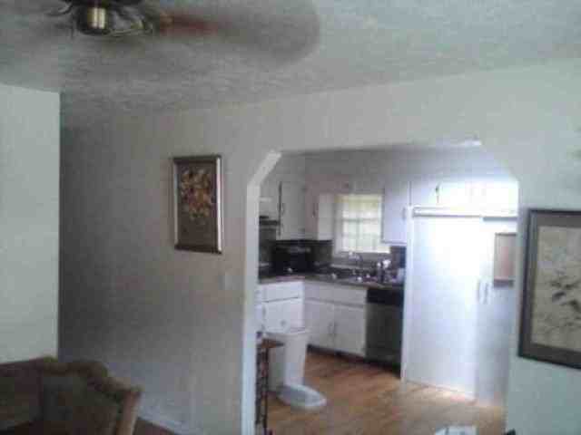 322 Nelms Ave NE - Photo 2 of 6