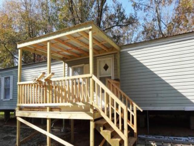 1327 2nd St - Photo 2 of 6