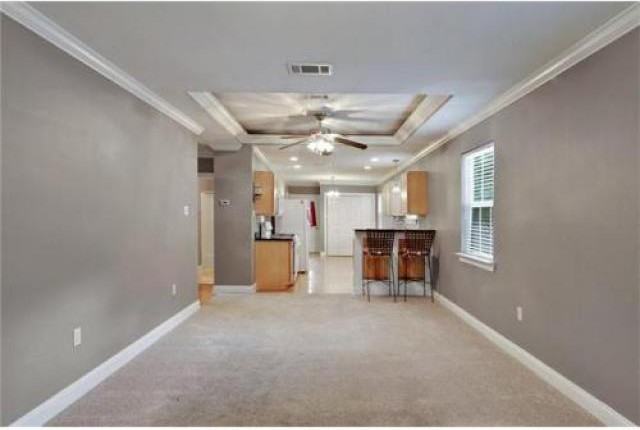 4 Davis Blvd - Photo 3 of 6