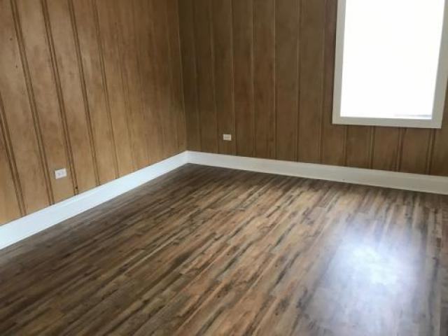 1901 St Mary St - Photo 3 of 6