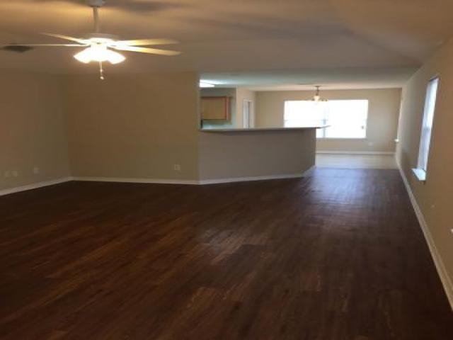 970 Hamilton Bridges Dr W - Photo 2 of 6