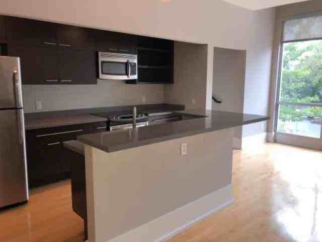 702 Strickland Dr - Photo 2 of 6