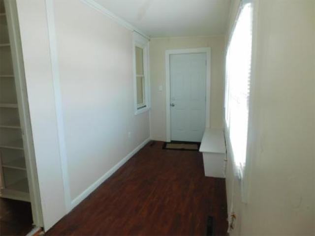 1010 N 5th St - Photo 3 of 6