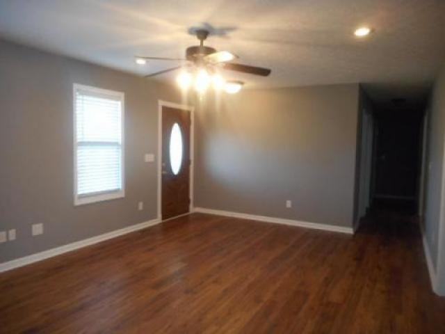 201 Guy Brown Rd - Photo 3 of 6