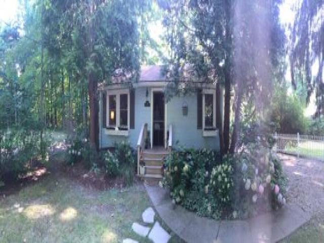 15435 Lakeshore Rd - Photo 3 of 6