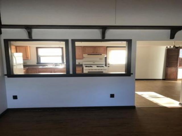 222 Magnolia Ave - Photo 2 of 6