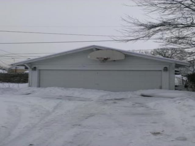 910 W Park Ave - Photo 2 of 6