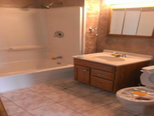 910 W Park Ave - Photo 3 of 6